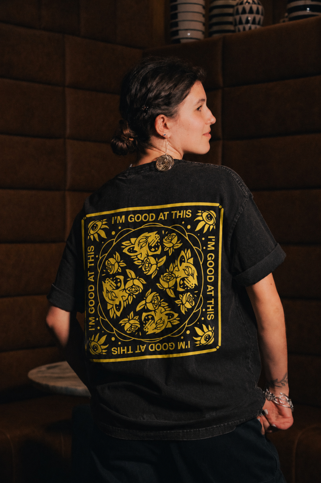 snow cats tee – charcoal