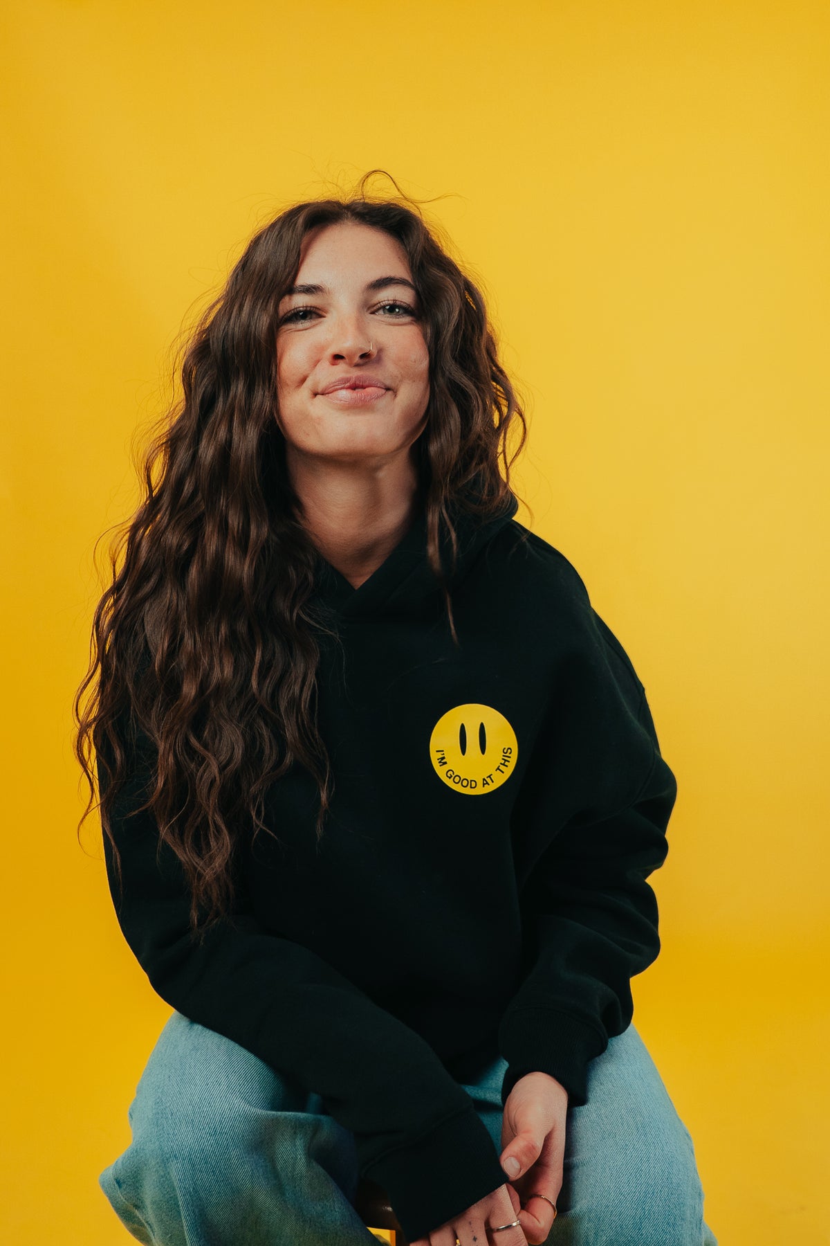 smile hoodie – black