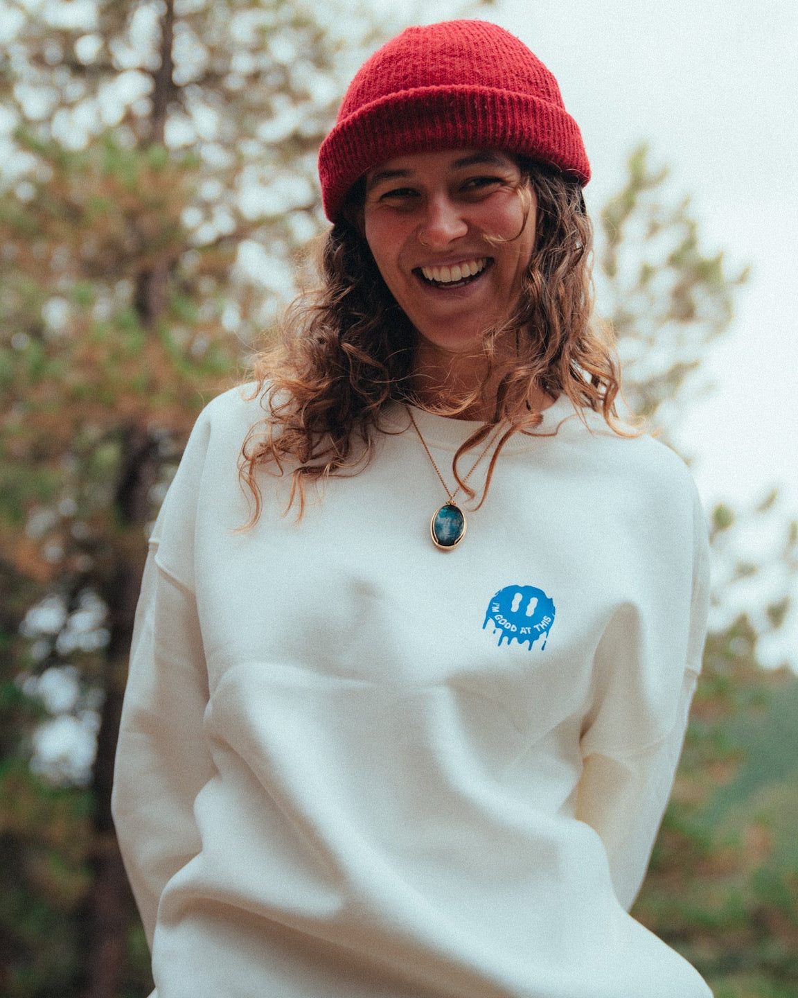 drip smiley crew – white